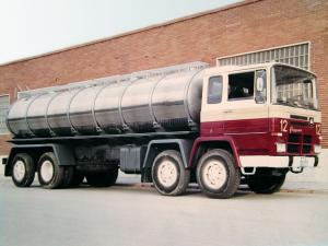 1972 Pegaso Cuadradas 2089 8x2 Tanker